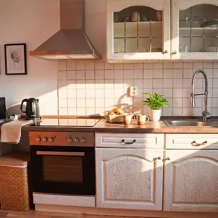 Modernes 5-Personen Apartment Mit Bequemen Boxspringbetten, Wlan, 3X Tv, Vollausgestatteter Kueche * 메르제부르크