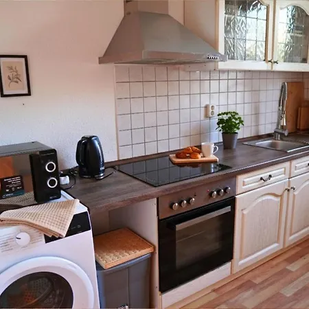 아파트 Modernes 5-Personen Apartment Mit Bequemen Boxspringbetten, Wlan, 3X Tv, Vollausgestatteter Kueche 메르제부르크