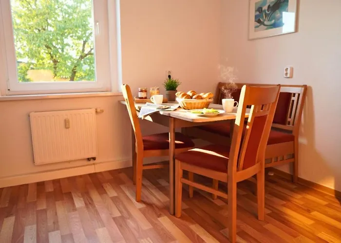 Modernes 5-personen Mit Kostenlosen Parkplaetzen, Boxspringbetten, Wlan, 3x Tv, Vollausgestatteter Kueche شقة *