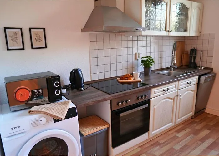 شقة Modernes 5-personen Mit Kostenlosen Parkplaetzen, Boxspringbetten, Wlan, 3x Tv, Vollausgestatteter Kueche مرسيبورغ